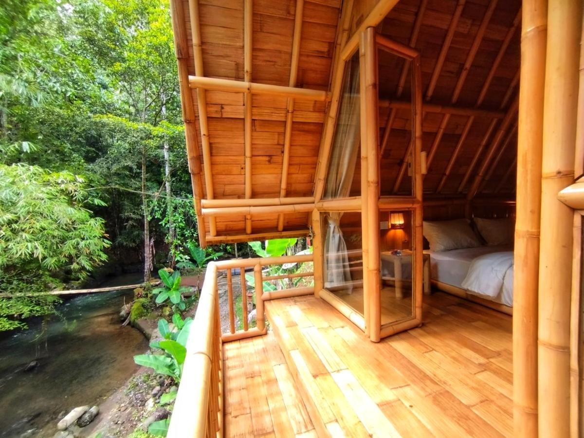 Aksha Riverside Ubud Tampaksiring Exterior foto