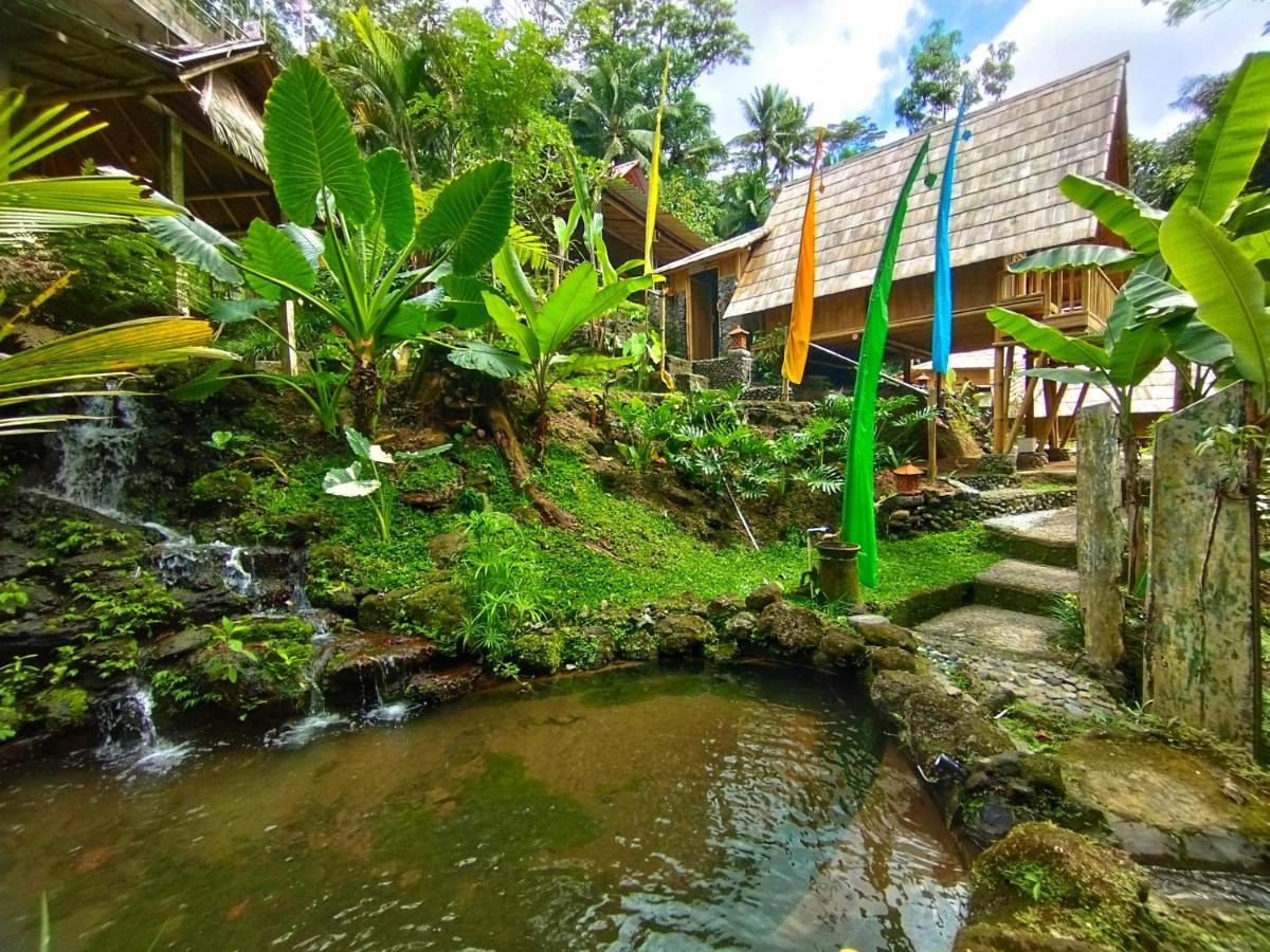 Aksha Riverside Ubud Tampaksiring Exterior foto